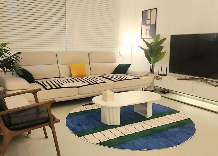 3minute Walk From Sinsa Station Plastic Surgery Skin 4-room Gangnam Station Garosu-gil Coex Family Friends Groups Comfortable 서울특별시