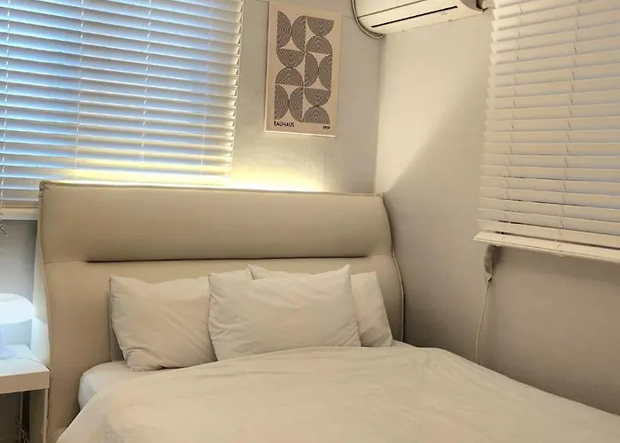 아파트 3minute Walk From Sinsa Station Plastic Surgery Skin 4-room Gangnam Station Garosu-gil Coex Family Friends Groups Comfortable 서울특별시
